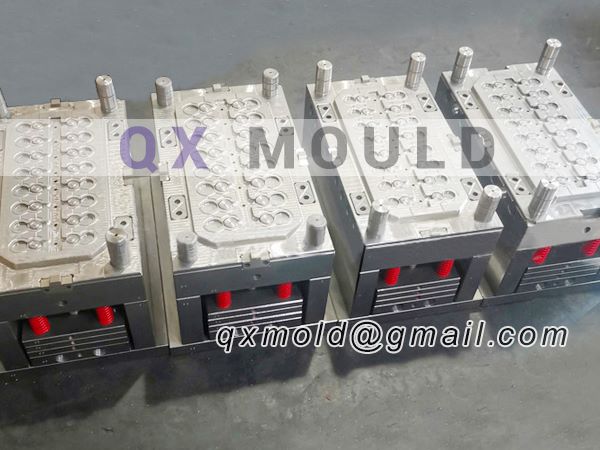 24/410 flip top cap mould